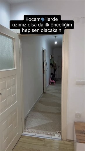 yağmur sibel gökşin on Instagram: "Bla bla bla hep 😀😀😀düşmeyin kızlarım . . #keşfet #keşfetteyiz #babakızaşkı #mizah #keșfet"