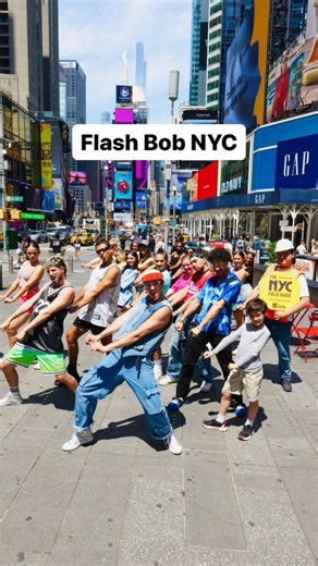535K views · 10K reactions | Flash Bob NYC 睊 First of the year and...