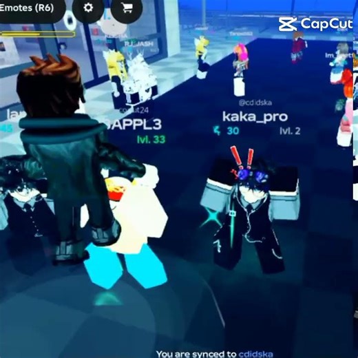 dancing with random players :D game:alzzmys dances #roblox