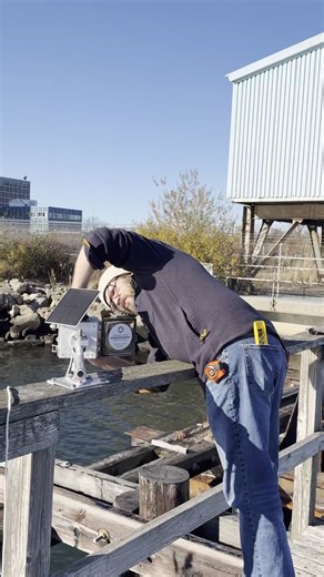 Norwalk Seaport Association on Instagram: "📢 #Newsflash: Tracking Tides for a Better Future 🌊 Sheffield Island is proud to partner with the Woods Hole Oceanographic Institution on an exciting water level research project! The initiative has launched with the design and testing of prototype low-cost water level sensors — now deployed at: 🌿 Sheffield Island 🐟 The Maritime Aquarium 🌿 Manresa Wilds Using acoustic pulses, these sensors precisely measure the distance to the water’s surface. By va