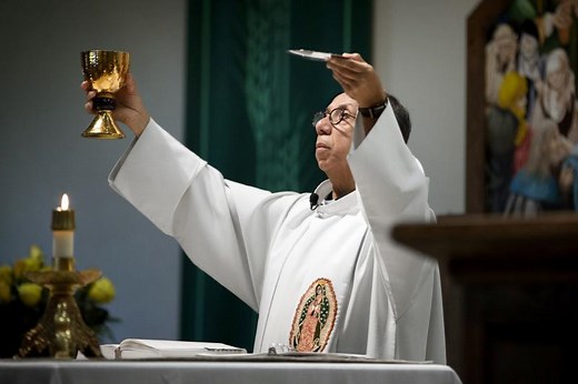 Understanding Catholic Last Rites | LoveToKnow