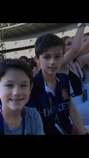 Vidéos de @wfranKlynmille (@williamfranklynmiller22) avec Thunderstruck - AC/DC