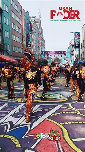 La Entrada del Señor del Gran Poder, en la ciudad de La Paz, es una de las festividades más grandes de Bolivia, declarada Patrimonio Cultural Inmaterial de la Humanidad. Esta celebración reúne a miles de bailarines y músicos que, con orgullo, muestran al mundo la riqueza de las danzas y el folclore auténtico y original de Bolivia. #bolivia #diablada #mexico #morenada #Chile #argentina #Perú #terciotiwanakota #cusco #tinkus #caporal #caporales #LaPaz #promperu | BolFolk | Facebook