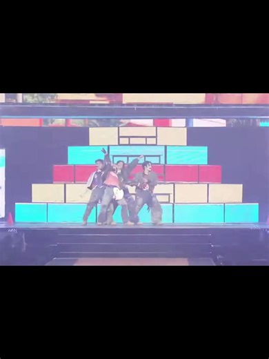 Heartfelt Breakdance Moments at Riser Concert D1