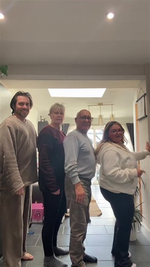 All ready for abba with the In-Laws ✨🕺🏽🪩 #abbavoyage #abba #disco #70sstyle #london