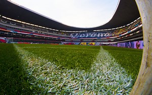 NFL: Chiefs vs Rams, aprueban pasto nuevo del Estadio Azteca