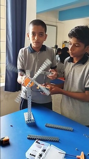 AI Robotics Lab Project - Windmill By Class - 9th