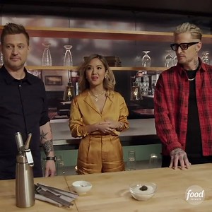 83K views · 141 reactions | "Eggs can be really challenging." Judge Esther Choi chats with Bryan and Michael Voltaggio as they test their teams' creativity in elevating the basics  Watch the results on #BattleOfTheBrothers, TONIGHT at 10|9c! Or stream the series on discovery+. | Food Network | Facebook