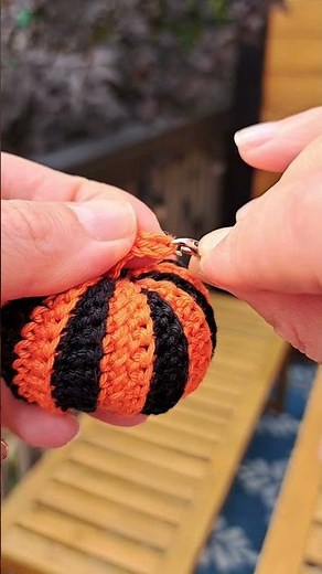 🎃 Crochet Pumpkin Pattern | Keychain or Garland? 🍂