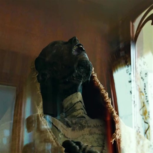 What Happens If You Are Kissed by a Mummy?