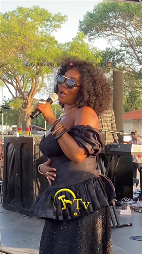 Mzbel powerful funeral performance at SHE's late mum burial