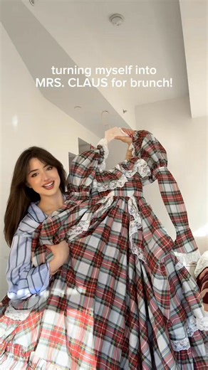 THE TIME HAS COME LADIES AND GENTS 🫵🏻 feeling like myself in this gargantuan dress HEHE see you soon Ku