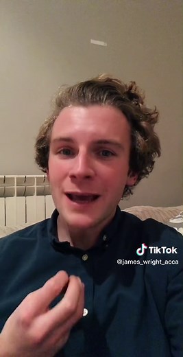 AAT Students: Can You Go to University After Level 3?