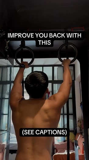 Why You Should Be Doing Ring Pull-Ups 易 If regular pull-ups build a...