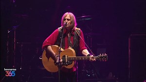 744K views · 6.5K reactions | Tom Petty died following a heart attack last night. Truly a heartbreaker. We lost a music legend today. #learningtofly | That's My Gig | Facebook