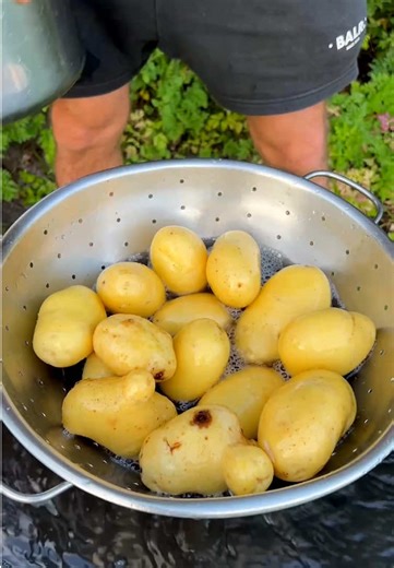 Fastest Method to Clean Potatoes for Cooking