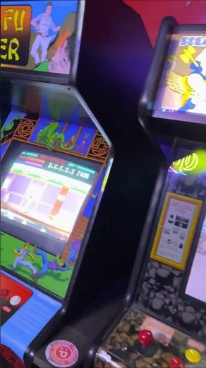 60 sec tour of the 1UP Arcade Bar - Colfax in Denver, Colorado