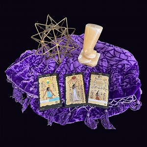 Tarot and Oracle Card Reading - Etsy Canada