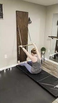 Struggling to Feel Your Abs? Try This Pilates Rollback Tip #pilates #rollback #springboard