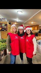 Wreath Decorating class today at The Ice Farm, in Jordan NY 🥰🤗🎄 | The Ice Farm