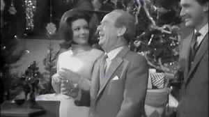 [Www.VoirFilms.info]-Chapeau melon et bottes de cuir - 1961.S04E13_-_L_Heure_perdue-