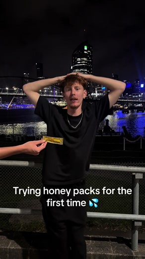 Trying Honey Packs 🍯