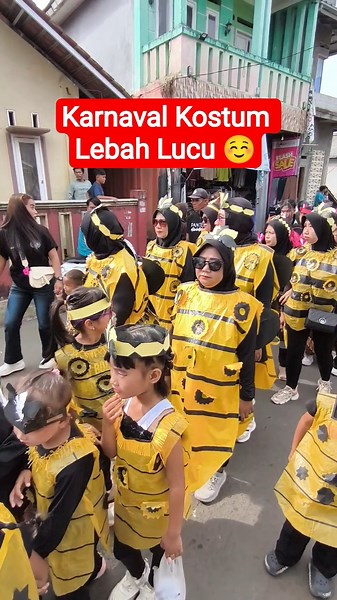 BEE COSTUME CARNIVAL Parade 😊 #parade #carnaval #drumband #shorts