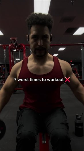 Kohen Bennett | Muscle Building and Weight Loss Coach on Instagram: "7 times your workout is probably doing more harm than good ❌ Yeah… timing actually matters. 1️⃣ Right after a huge meal 🍔 If your stomach is working overtime, your muscles won’t be. Expect nausea, weak lifts, and zero focus. 2️⃣ When you’re running on zero fuel 😵 Rolling into the gym dehydrated and fasted sounds hardcore—until your strength falls off a cliff. 3️⃣ Gym rush hour chaos 🏋️‍♂️ When every machine is taken and rest