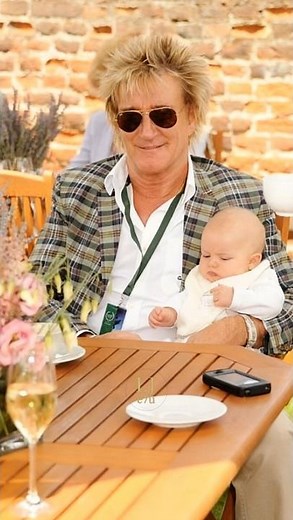 Rod Stewart with His Baby Son Aiden — A Rare Emotional Moment ❤️😳 #rodstewart #familymoments