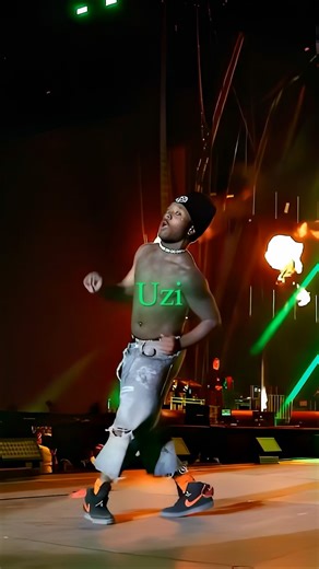 Rappers jumping into the crowd 🤯