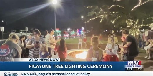 Picayune celebrates holiday season with tree lighting ceremony