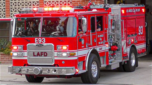 LAFD Engine 93 Responding