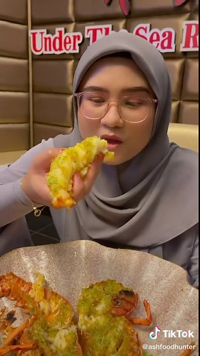 Resipi Lobster Bakar dengan Mentega Bawang Putih