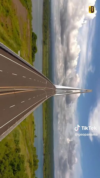 Puente Atlántico de Ciudad de Colón sobre el Canal