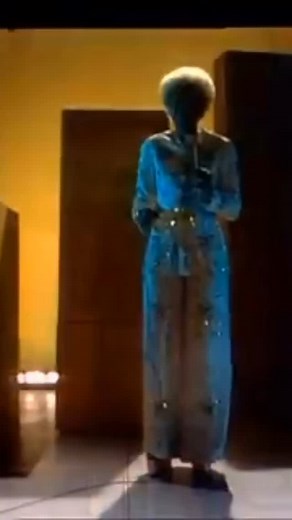 repost from @rbr.music Ann Peebles - Beware. Ann Peebles is a powerhouse of American soul, born April 27, 1947, in St. Louis, Missouri. Raised in a musical household and singing in the Peebles Choir led by her preacher father, her roots were steeped in gospel and grit. A chance performance in Memphis in 1968 with bandleader Gene “Bowlegs” Miller landed her a deal with Hi Records—and the rest is soul history. Peebles lit up the 1970s with her timeless anthem “I Can’t Stand the Rain”—a haunting, h