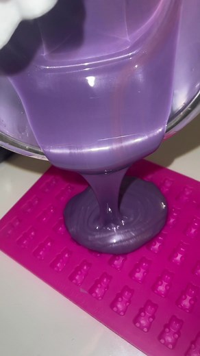 Reusing Wax with Hair: Tips and Tricks for Home Waxing