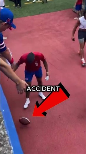 He Has The Best Plan To Get A Guaranteed Autograph😱