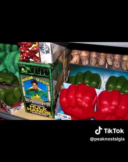 ICONIC Hulk Hands toy #nostalgia #fypシ #2000snostalgia