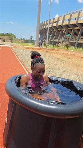 icebath is not for the weak #workwithfred #fibredelitesportmassage