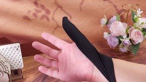 Adult Thumb Guard Habit Thumb Sucking Thumb Cover Thumb Glove to Help Stop Skin Picking Thumb Sucking and Hair Pulling(Black)