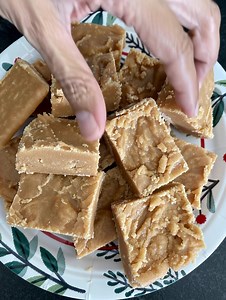 36K views · 41 reactions | My wife's family is from Scotland and when her cousin visited us she made some of this tablet. All I can say is Wow! I've been meaning to make it ever since and I'm so happy I stumbled on this recipe. Recipe in cmt  | Soul Recipes | Facebook