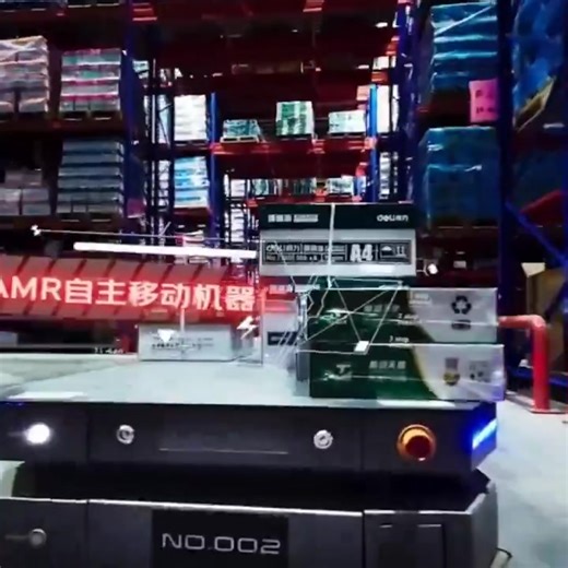 ⏱️ What happens in 60 seconds inside #China’s smart warehouse? 📦 20,000 items shelved 🏷️ 200 shipping labels scanned 📸 320,000 product photos snapped 🧠 Billions of robot routes calculated 🤖 Sorting bots travel 200 km 🛒 Picking arms grab 2,000 items 📦 5,000 packages sealed and ready to go All in one minute. That’s logistics at lightning speed. | Embassy of The People's Republic of China in the United States