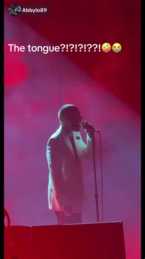 Omg the tongue… #zayn #zaynmalik #vegas | Zayn