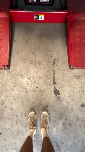 Sprinter Pitstop officially ran out of places to add more lights💡🔥 This van is fully lit and ready to turn night into day 🌌 👀 Night driving problems? Not anymore. Owl Outdoor Vent Pods Baja Designs Squadron fog lights, S1 Roof Rail, LP4 A-Pillar @alpharexusa Headlights . . . Falling in love with this van as much as we are? Save this post for later and refer back to Explore VanX whenever inspiration is needed 💭💭💭💭 https://explorevanx.com/van-diy-aftermarket | Explore VanX