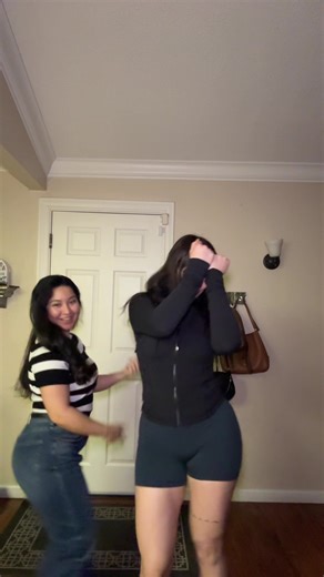 Mini mini mini #trendingdance #trending #paratii #fyp | dances