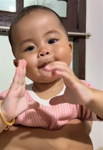 Yang mau dibikinin seperti ini bisa ke @Jasa Edit Video Viral - #aitrend #klingai #bayilucu #babydance #fyp