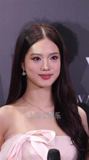 Jaden长发造型亮相时装周 #张思捷jaden #考拉cayla #钟丽缇 #剪映
