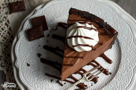 Easy No Bake Chocolate Cheesecake Recipe