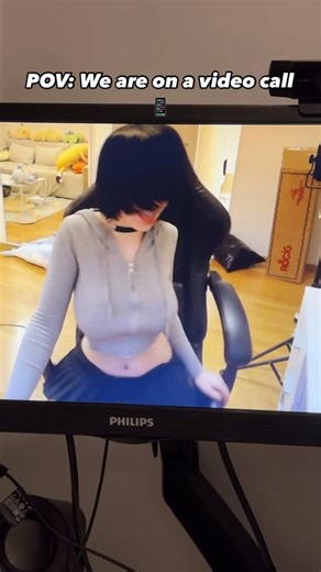 𝓝𝓲𝓬𝓸𝓵𝓮 on Instagram: "can I call you?📱🫣"