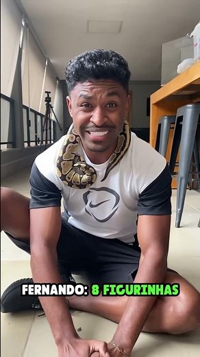 QUEM VIRAR MAIS FIGURINHAS NO TAPÃO COM UMA COBRA NO PESCOÇO #shorts